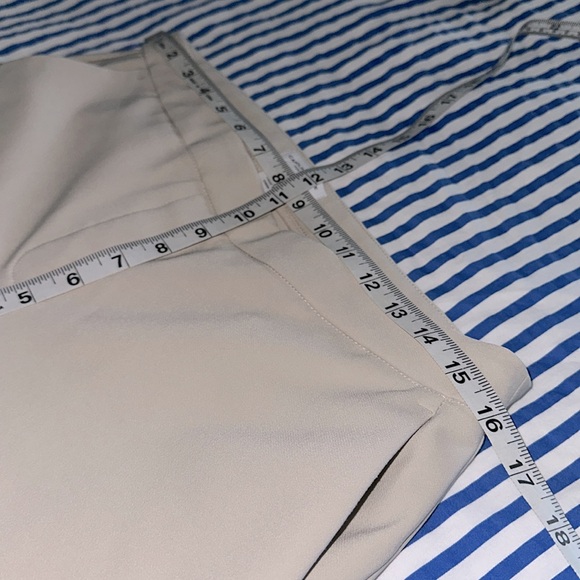 Chic & Comfortable! - Picture 8 of 9